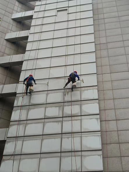 开江高空外墙清洗